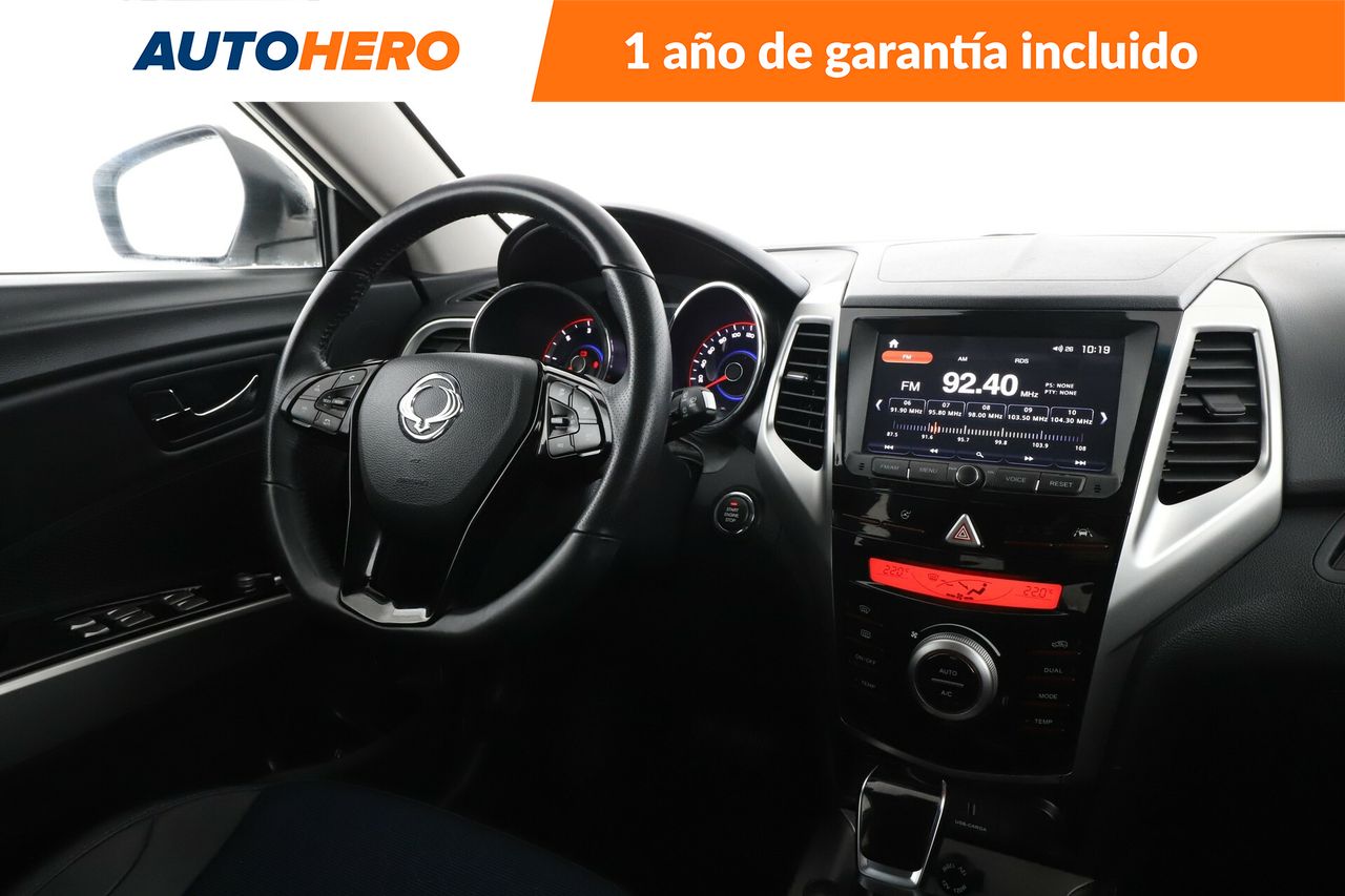 Foto SsangYong Tivoli 13