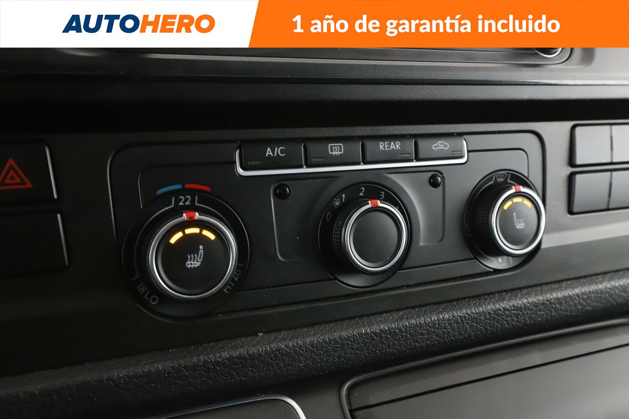 Foto Volkswagen Multivan 25