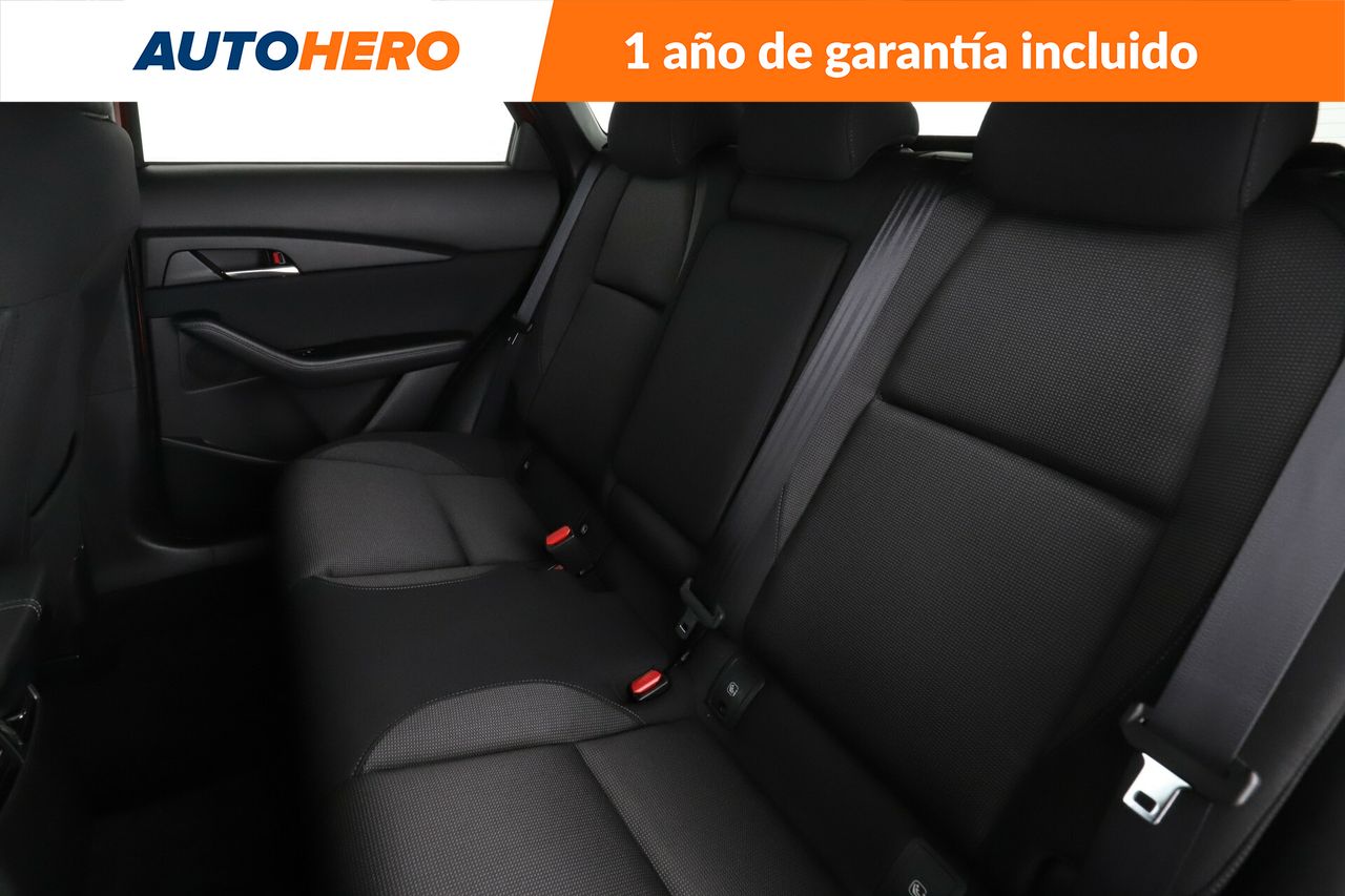 Foto Mazda CX-30 14