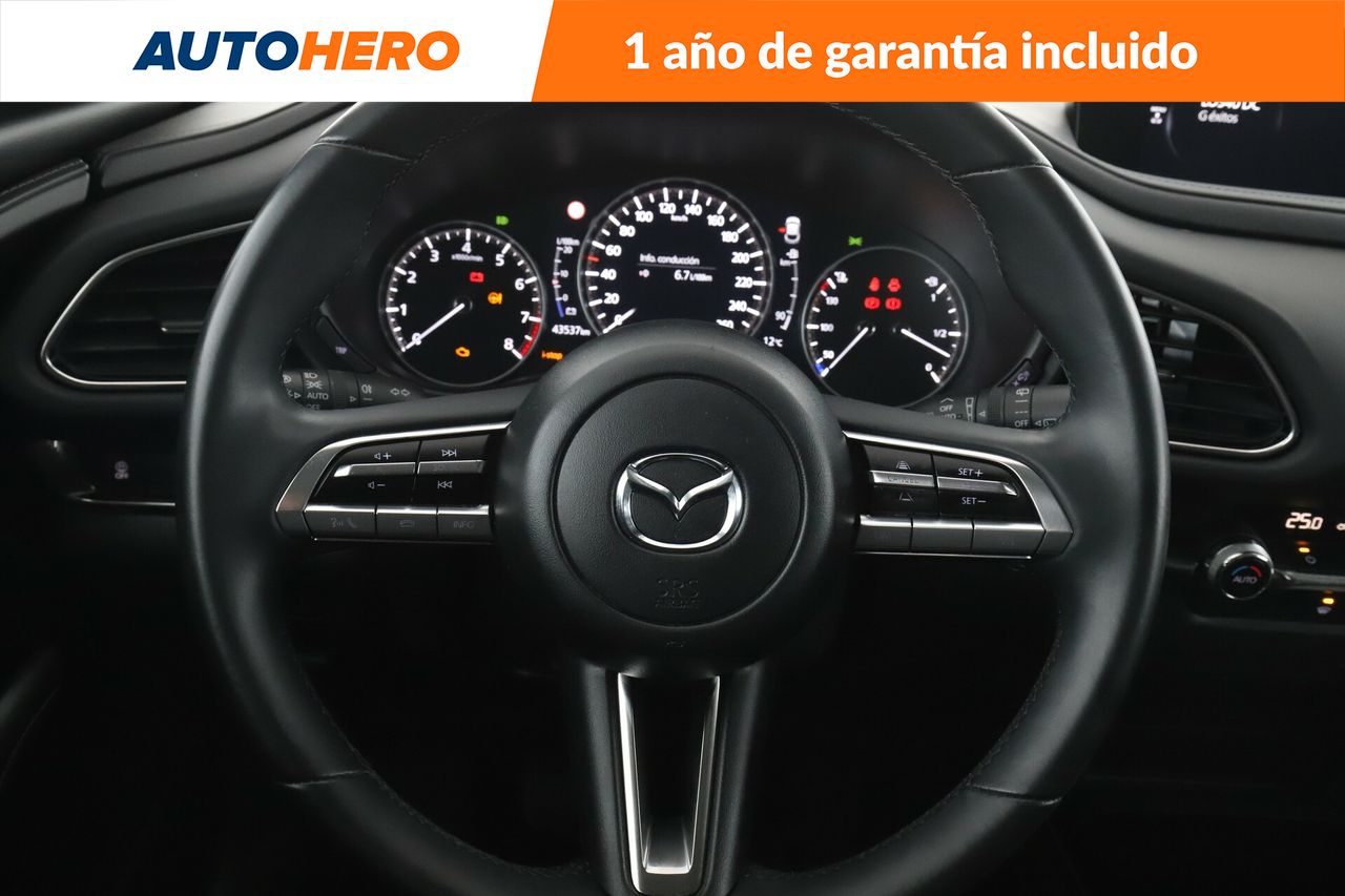Foto Mazda CX-30 19