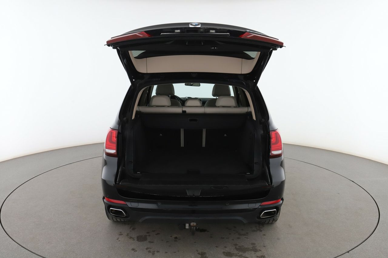 Foto BMW X5 16
