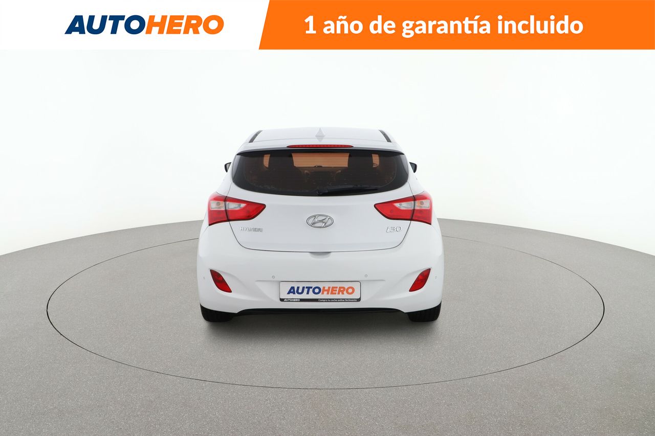 Foto Hyundai i30 4
