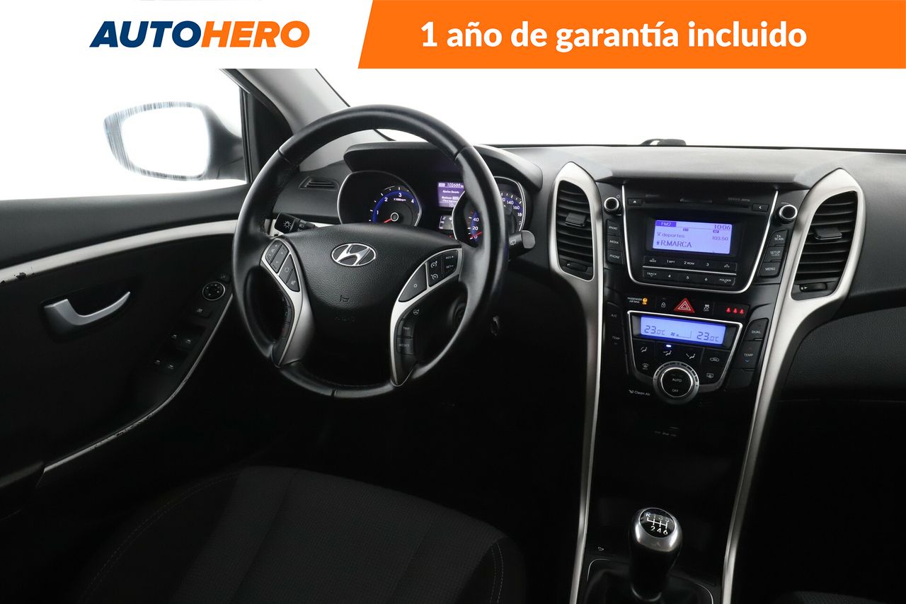Foto Hyundai i30 13