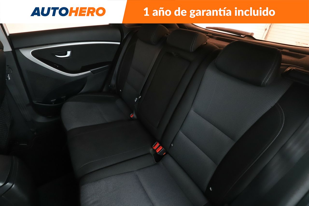 Foto Hyundai i30 14