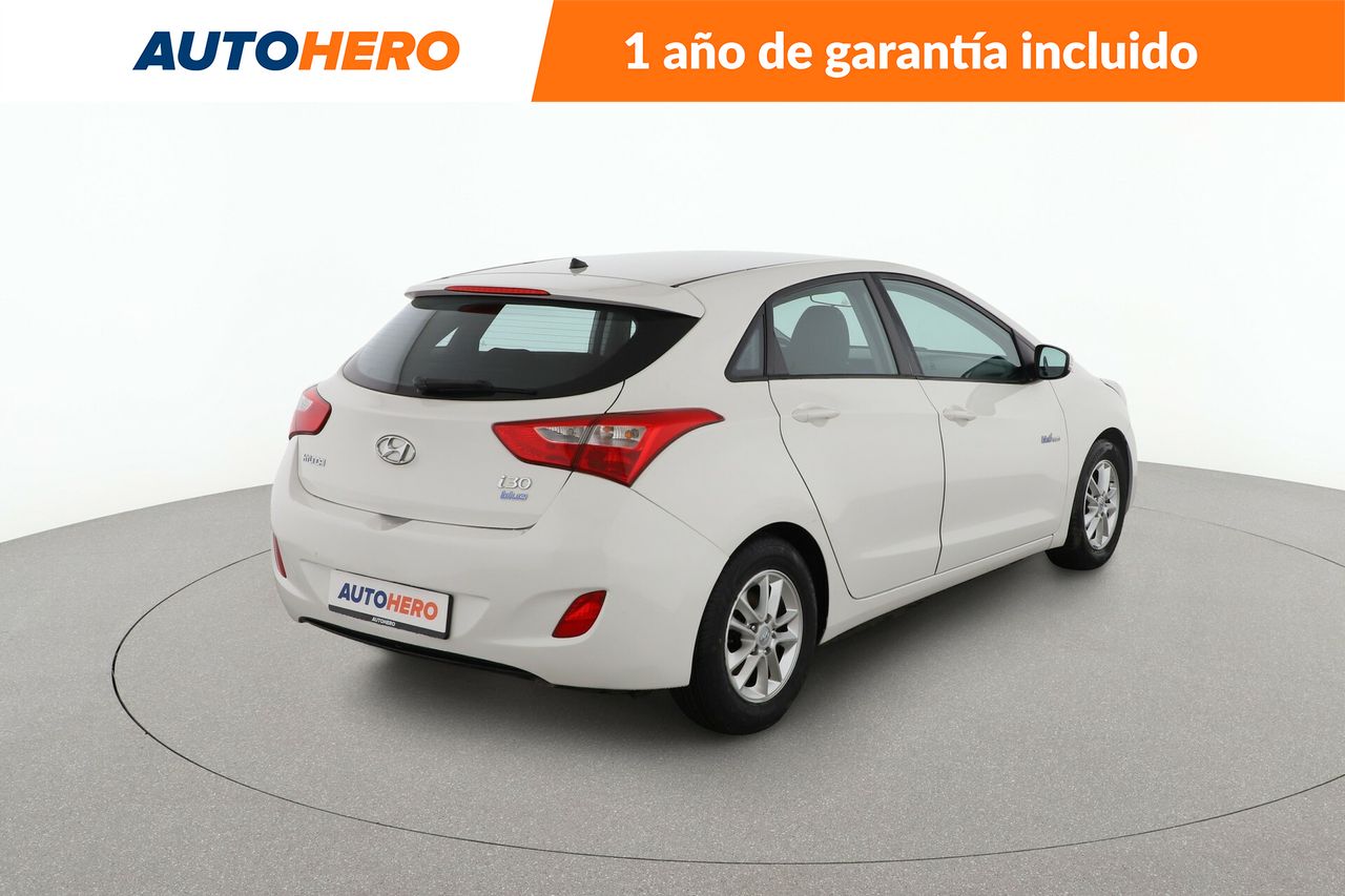 Foto Hyundai i30 6