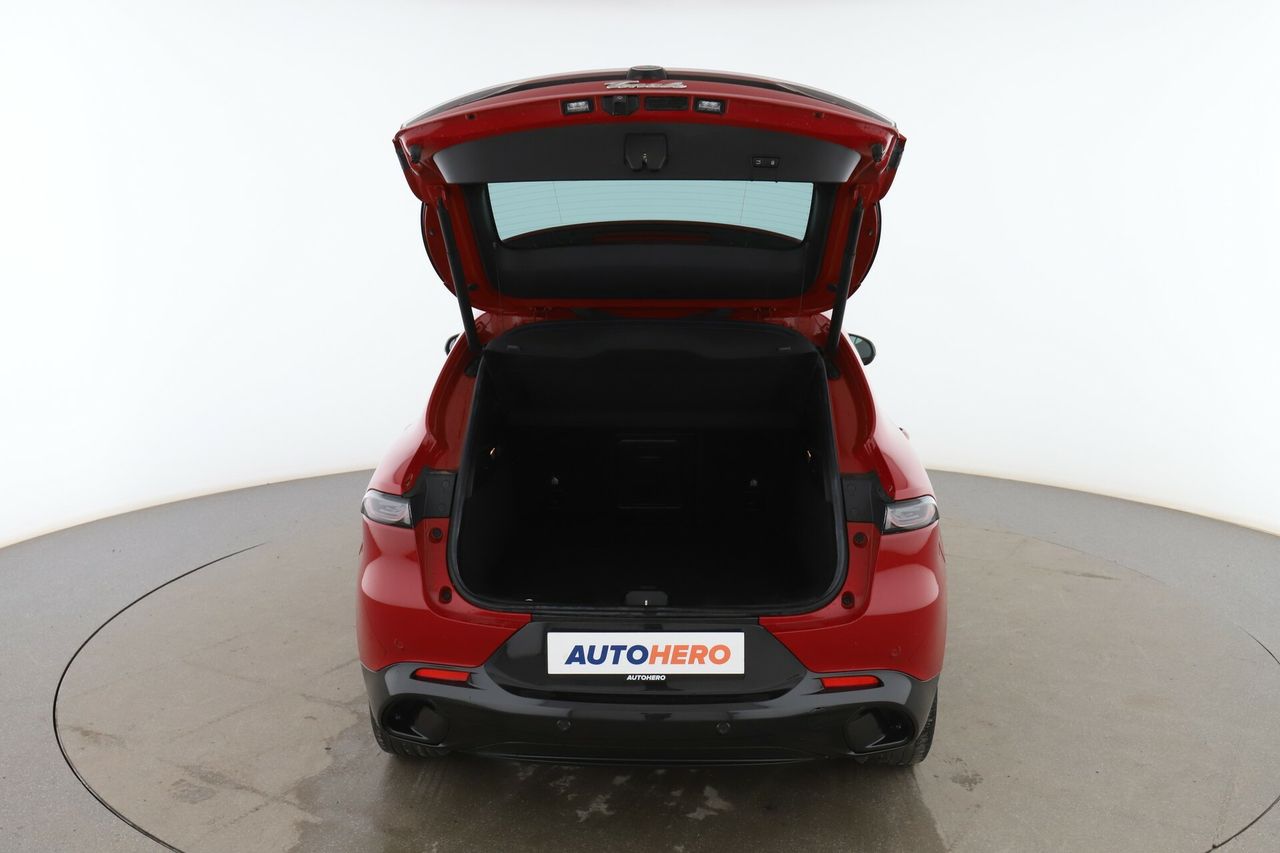 Foto Alfa Romeo Tonale 16