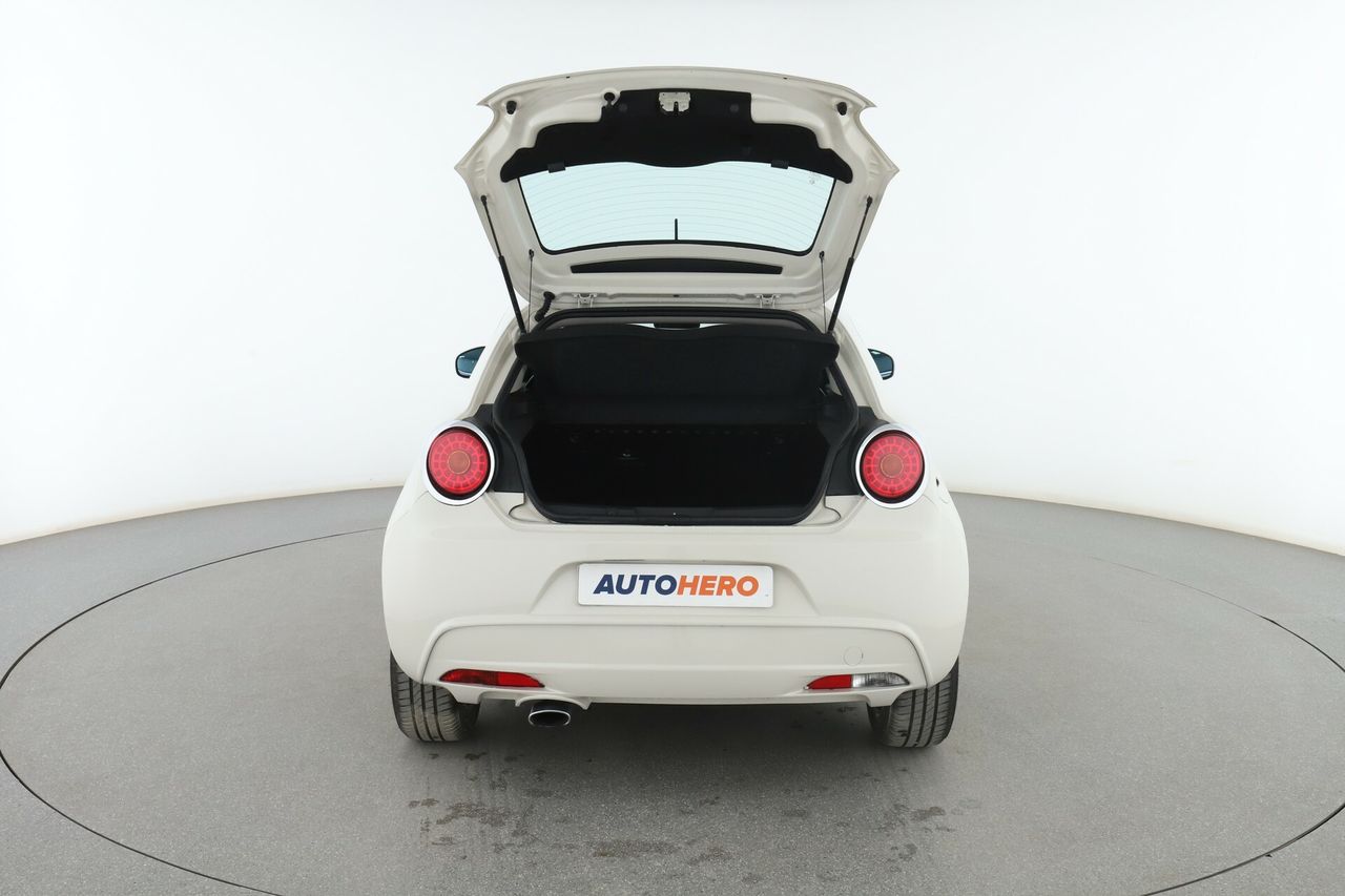 Foto Alfa Romeo Mito 16