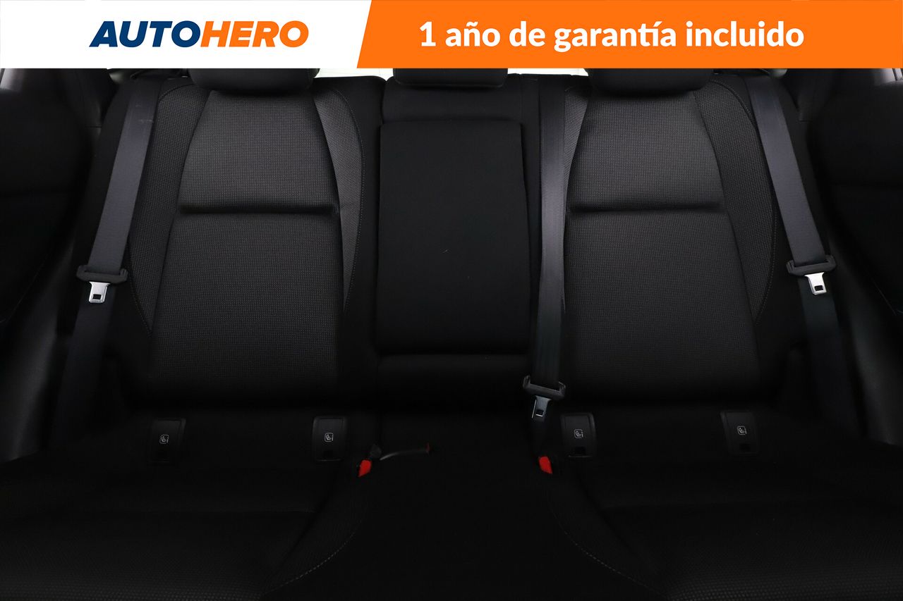 Foto Mazda CX-30 15