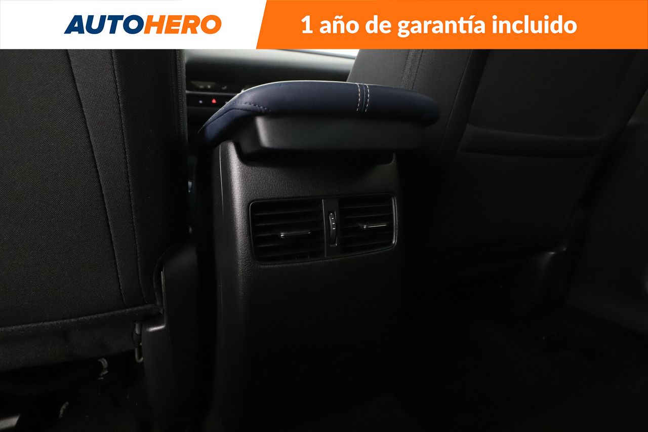 Foto Mazda CX-30 23
