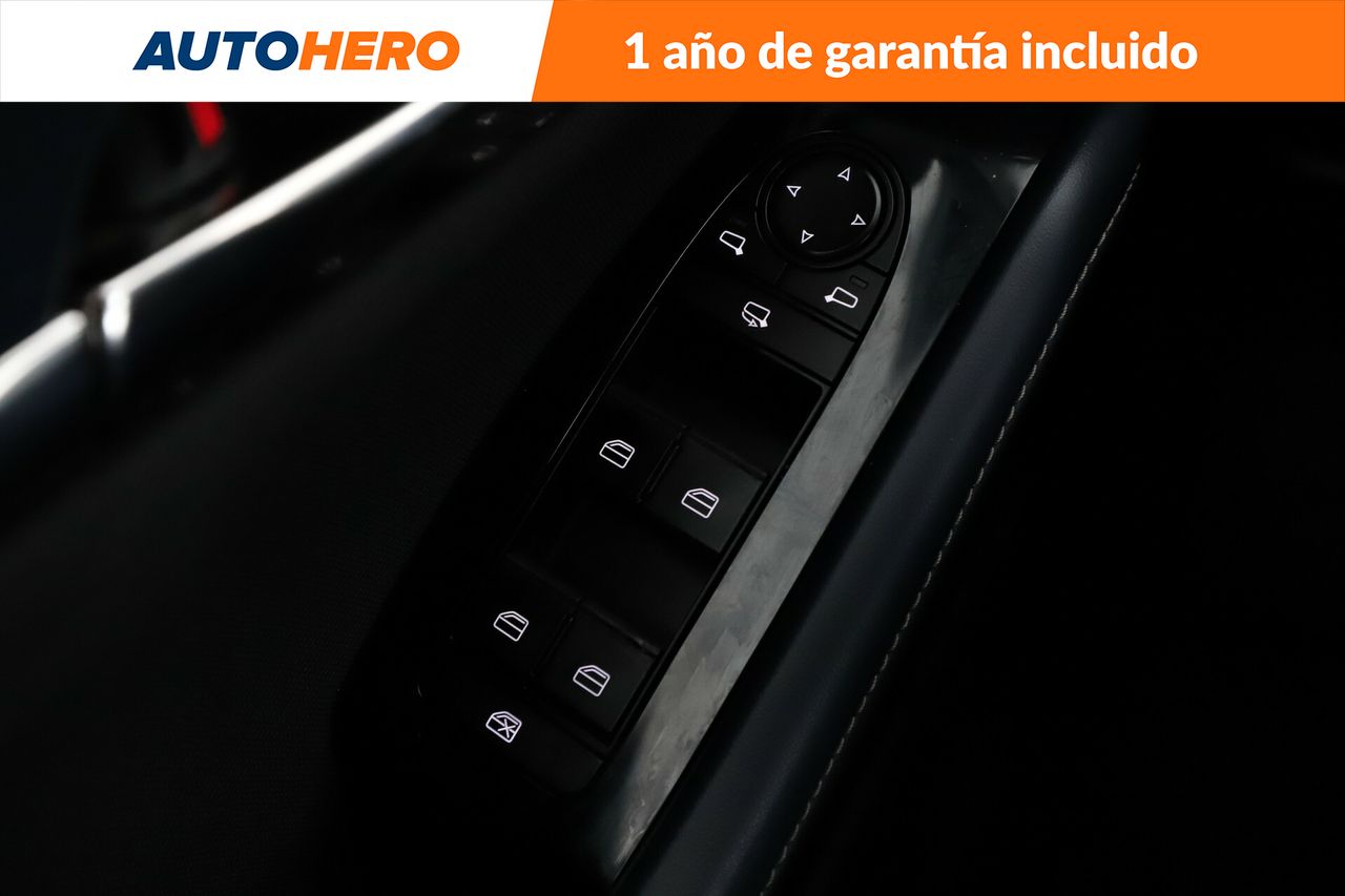 Foto Mazda CX-30 32