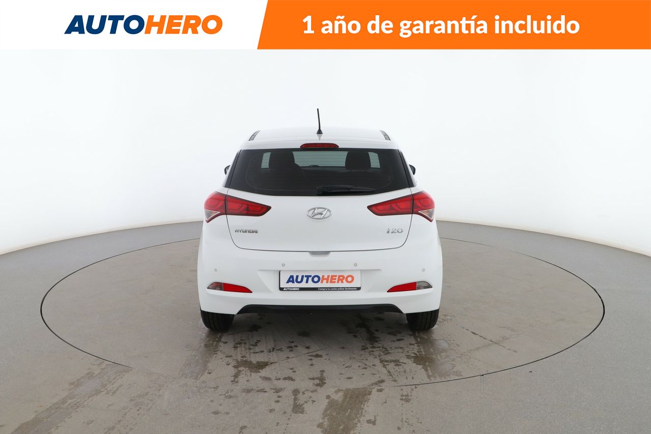 Foto Hyundai i20 4