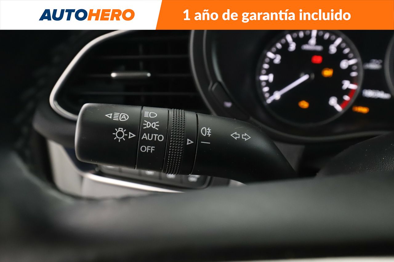 Foto Mazda CX-30 23