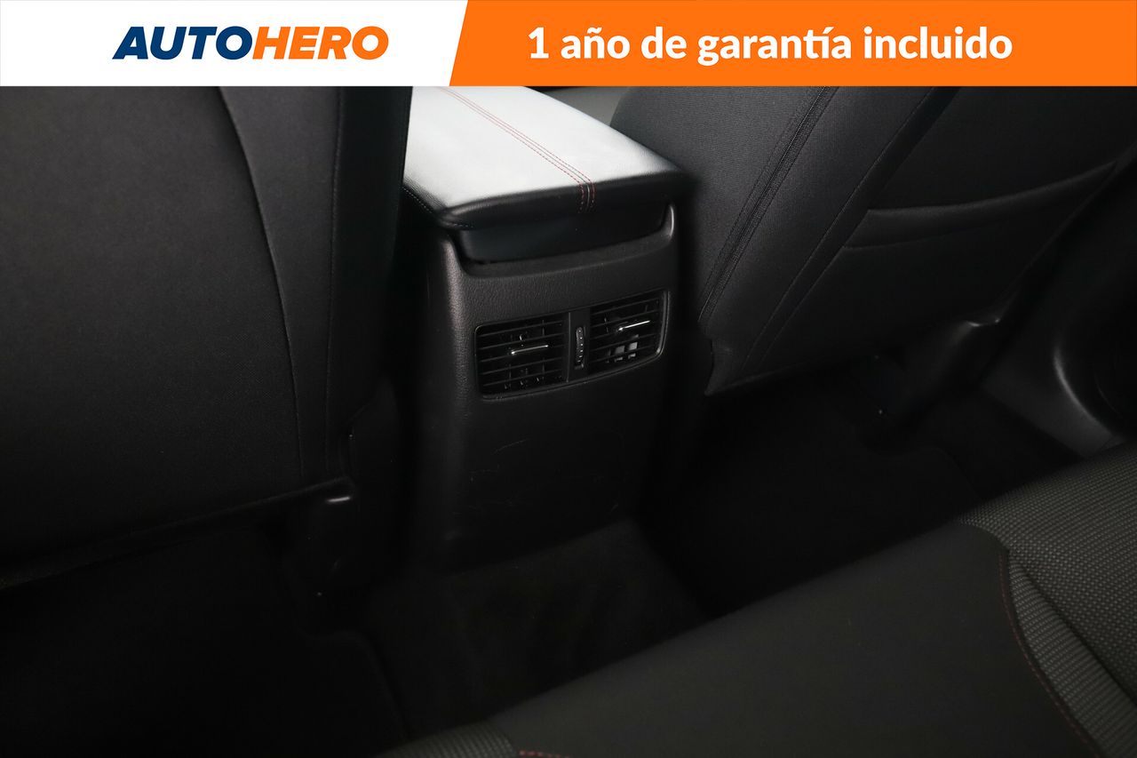 Foto Mazda CX-30 31