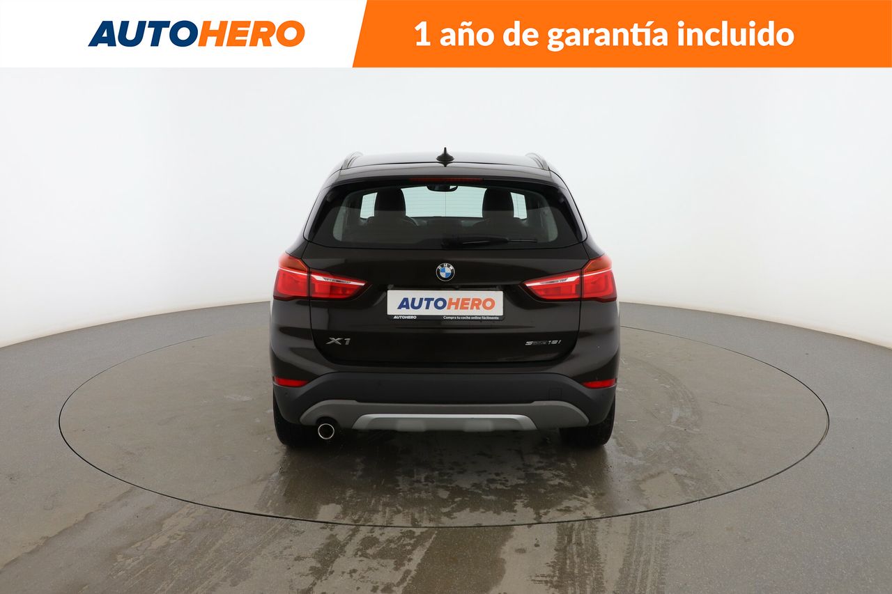 Foto BMW X1 4