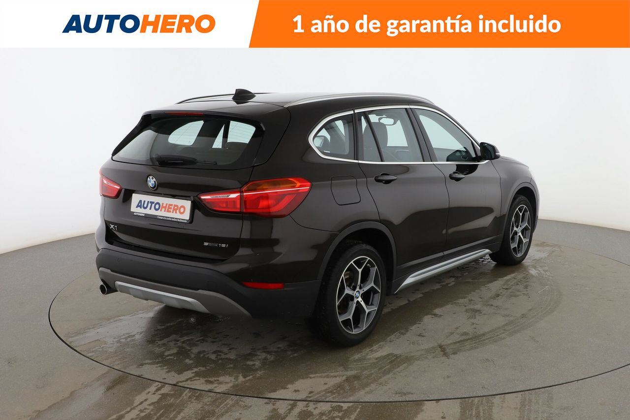Foto BMW X1 5