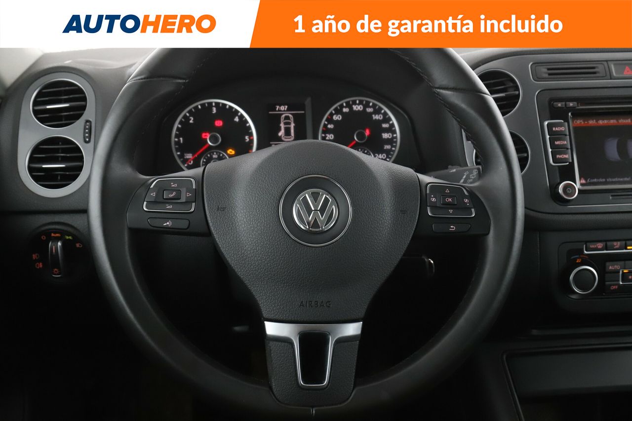 Foto Volkswagen Tiguan 19