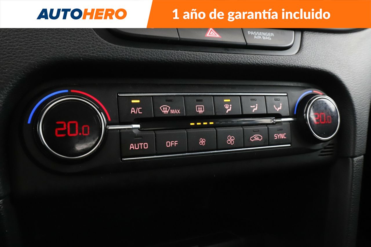 Foto Kia XCeed 22