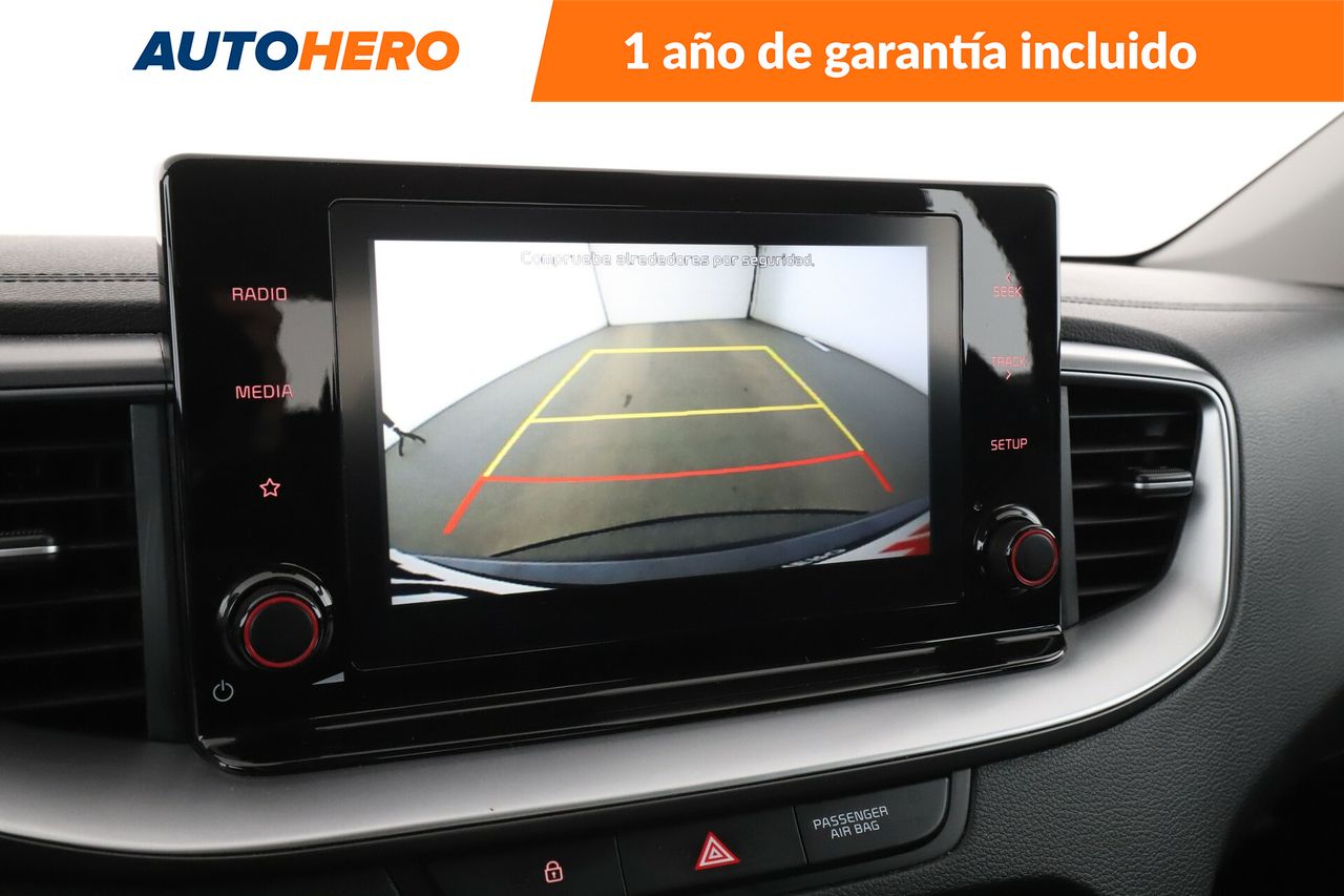 Foto Kia XCeed 26