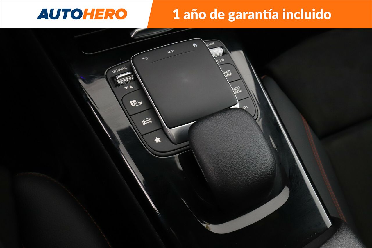 Foto Mercedes-Benz Clase CLA 29