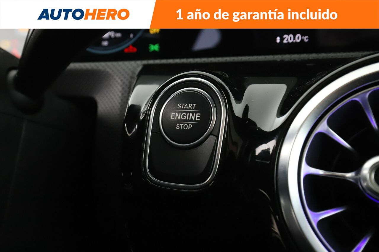 Foto Mercedes-Benz Clase CLA 30