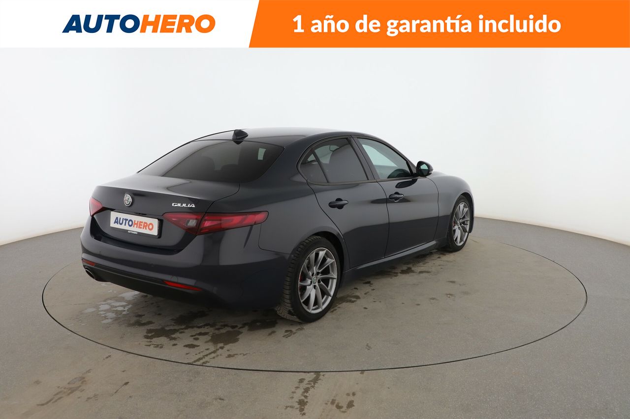 Foto Alfa Romeo Giulia 5