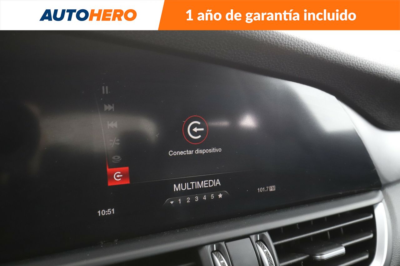 Foto Alfa Romeo Giulia 25