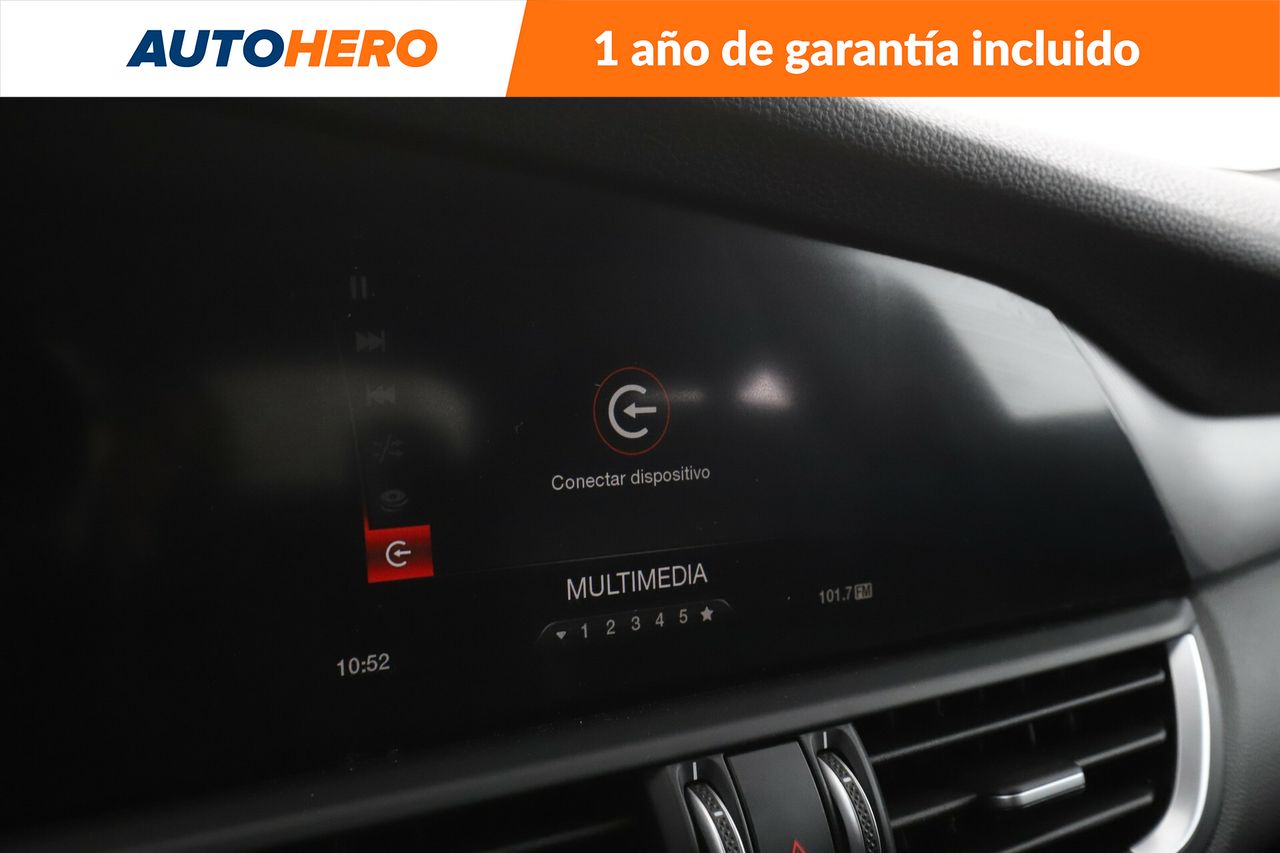 Foto Alfa Romeo Giulia 26