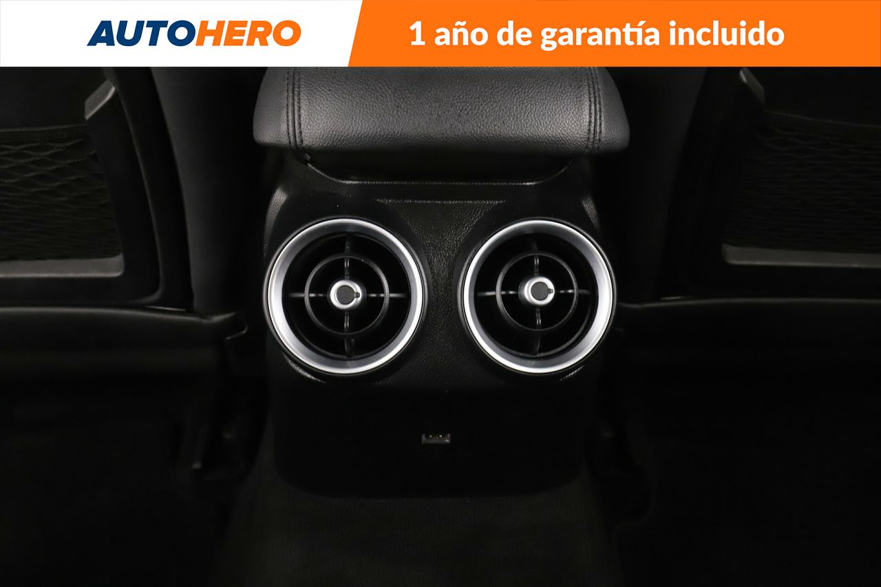 Foto Alfa Romeo Giulia 32