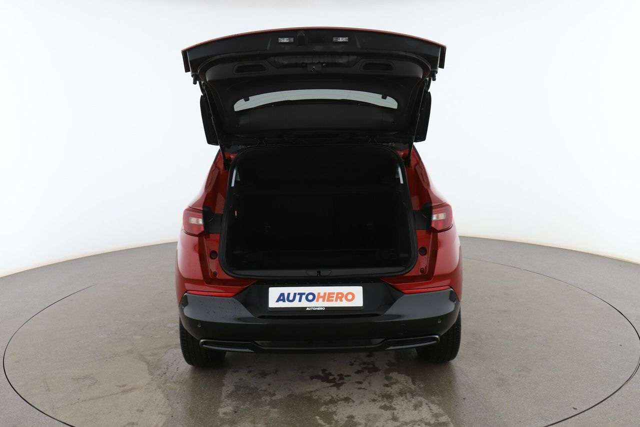 Foto Opel Grandland X 16