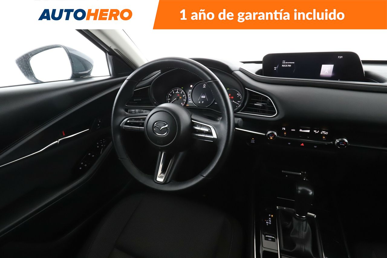Foto Mazda CX-30 14