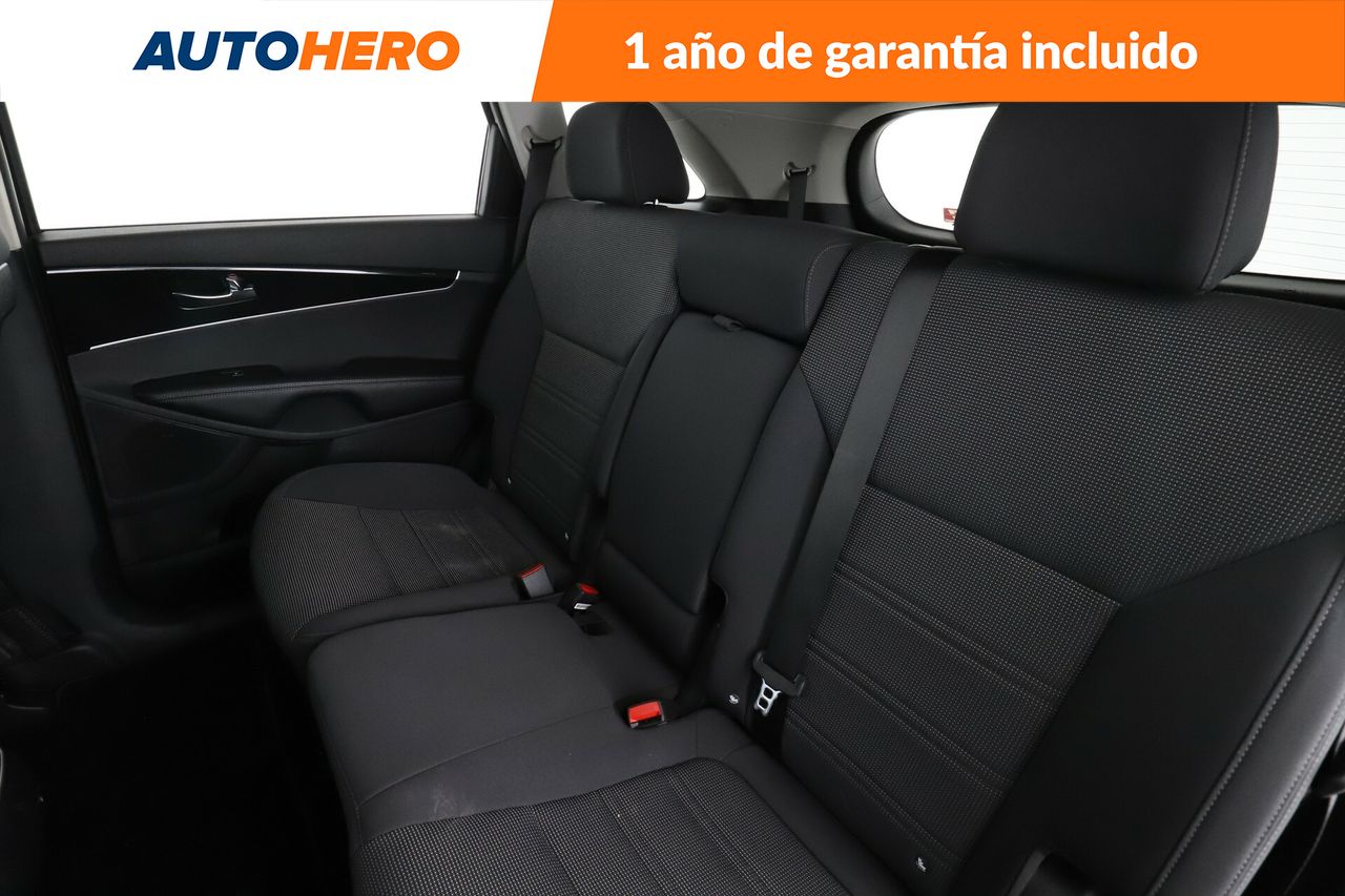 Foto Kia Sorento 14