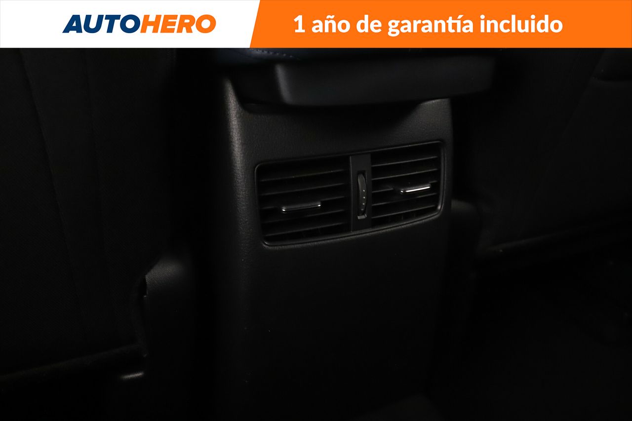 Foto Mazda CX-30 28