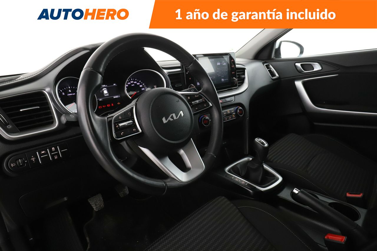 Foto Kia XCeed 12