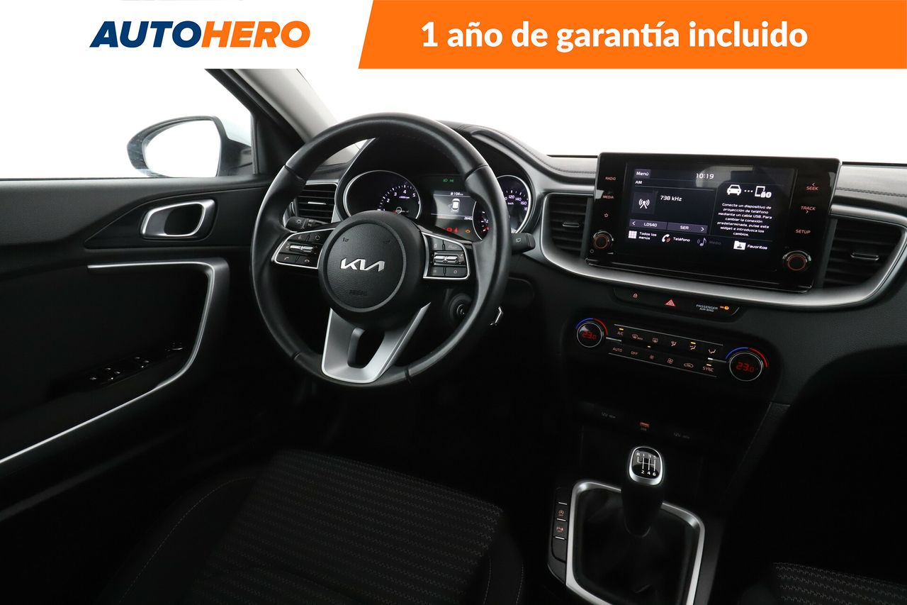 Foto Kia XCeed 14