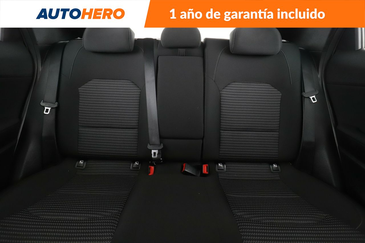 Foto Kia XCeed 16
