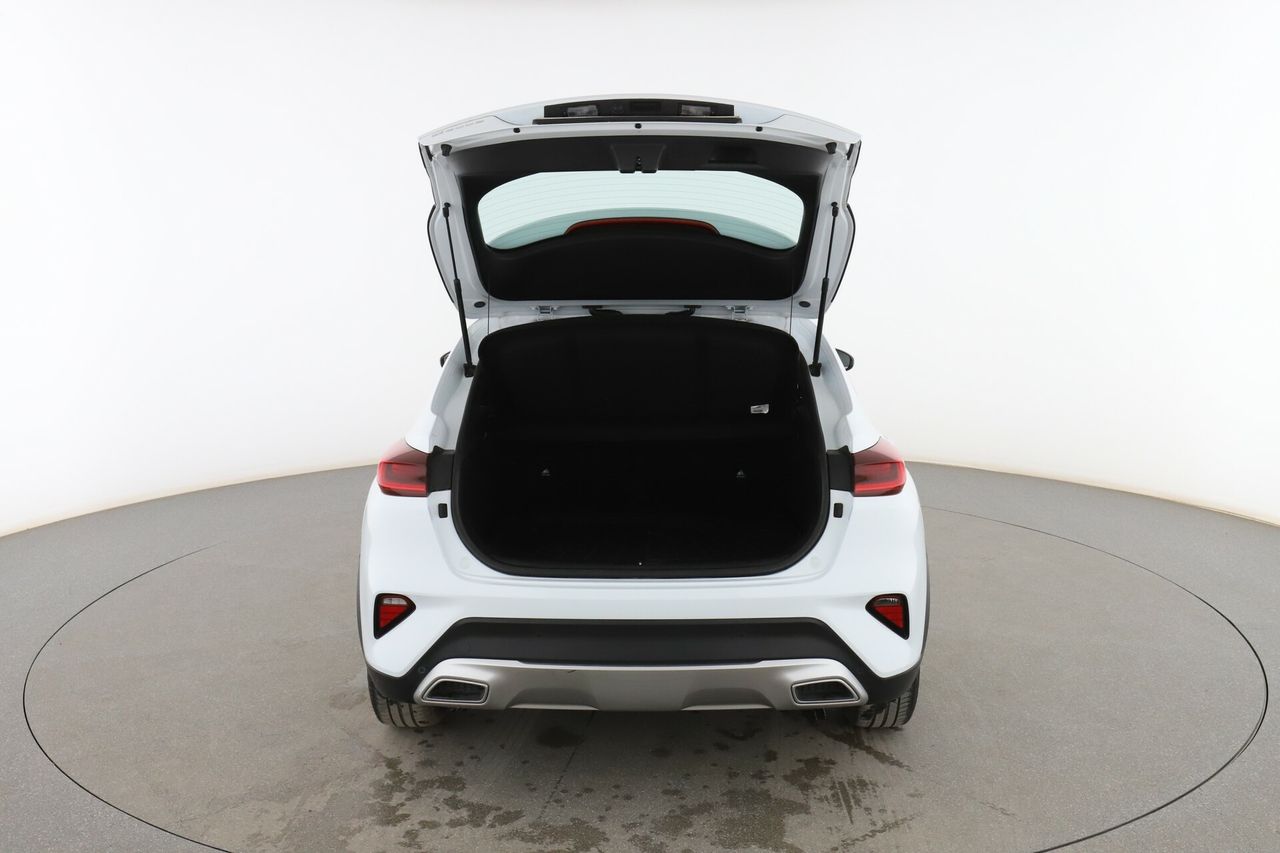 Foto Kia XCeed 17
