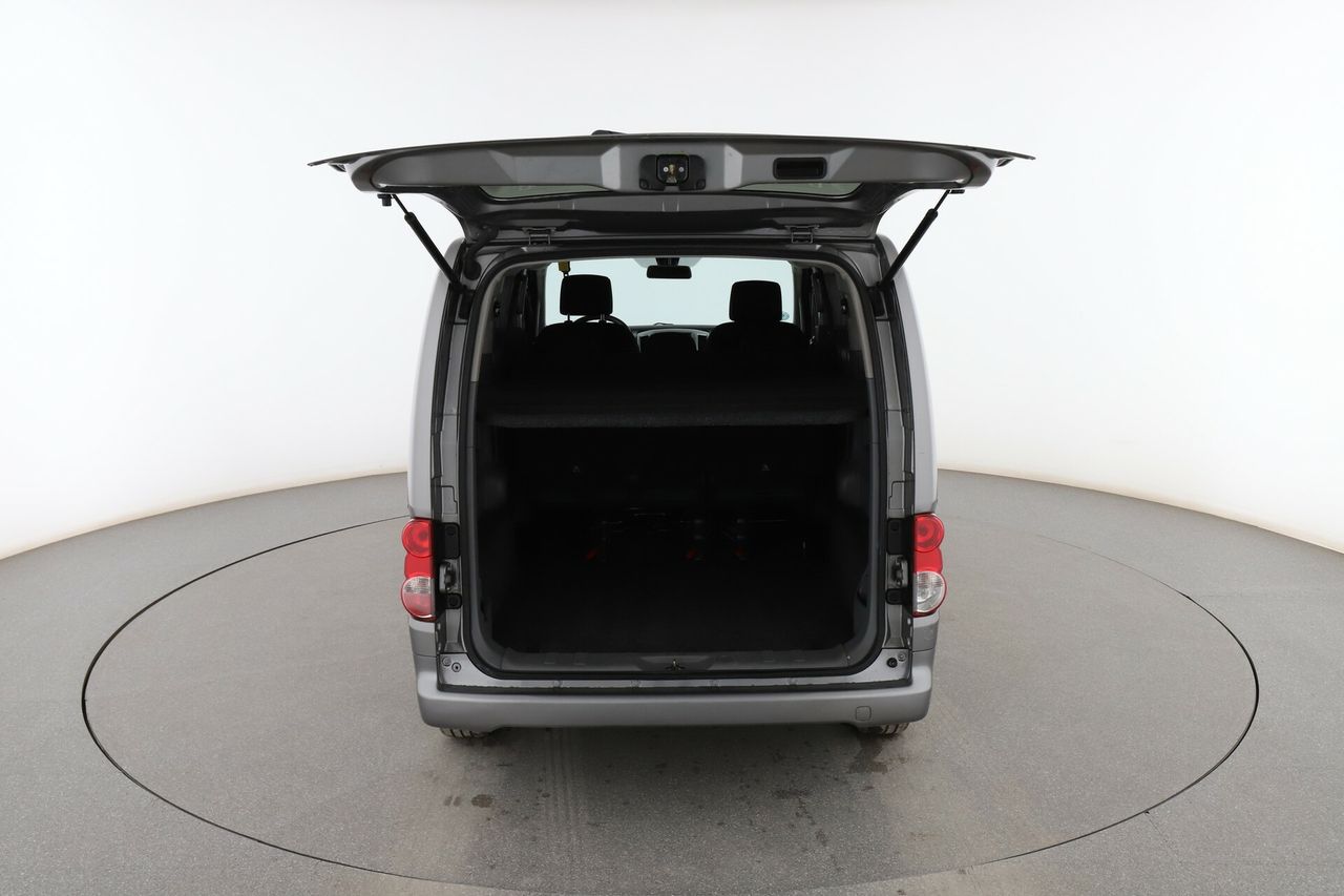 Foto Nissan NV200 16