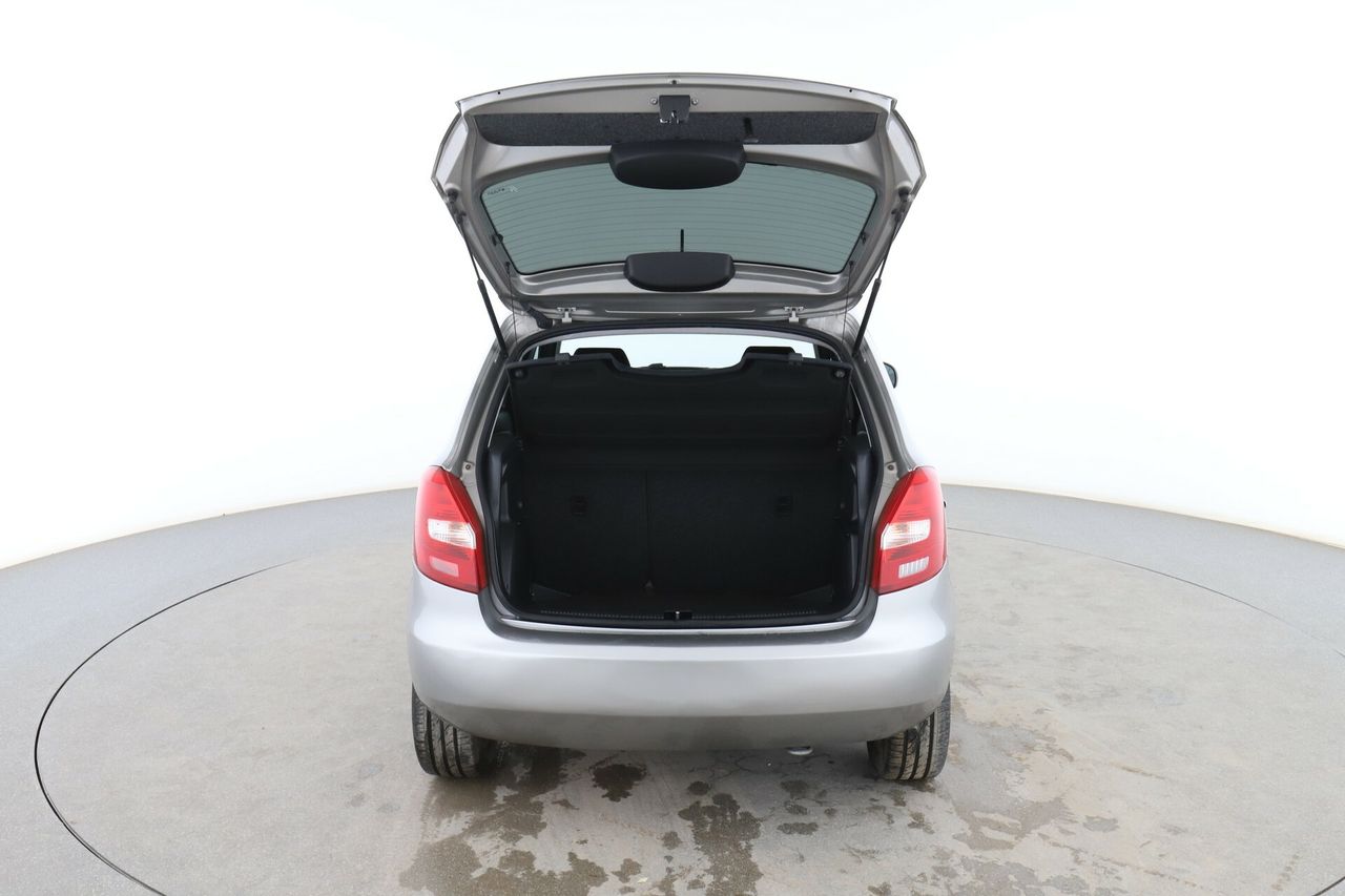 Foto Skoda Fabia 16