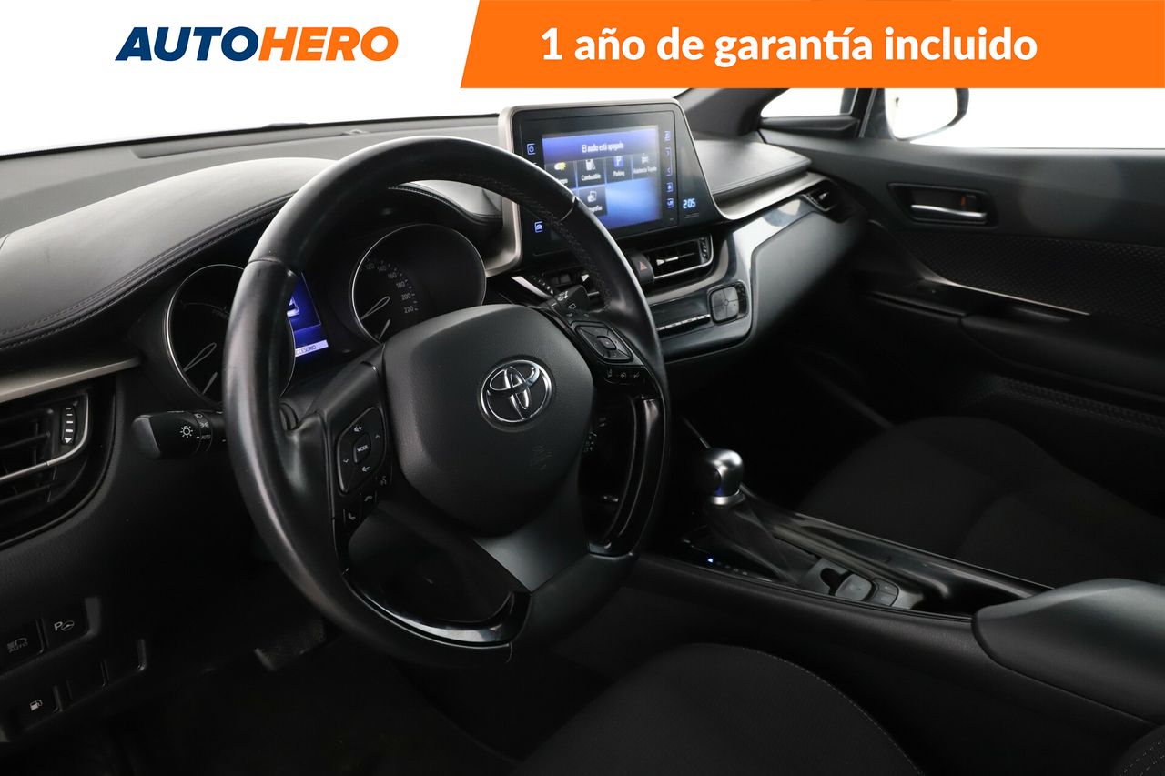 Foto Toyota C-HR 11