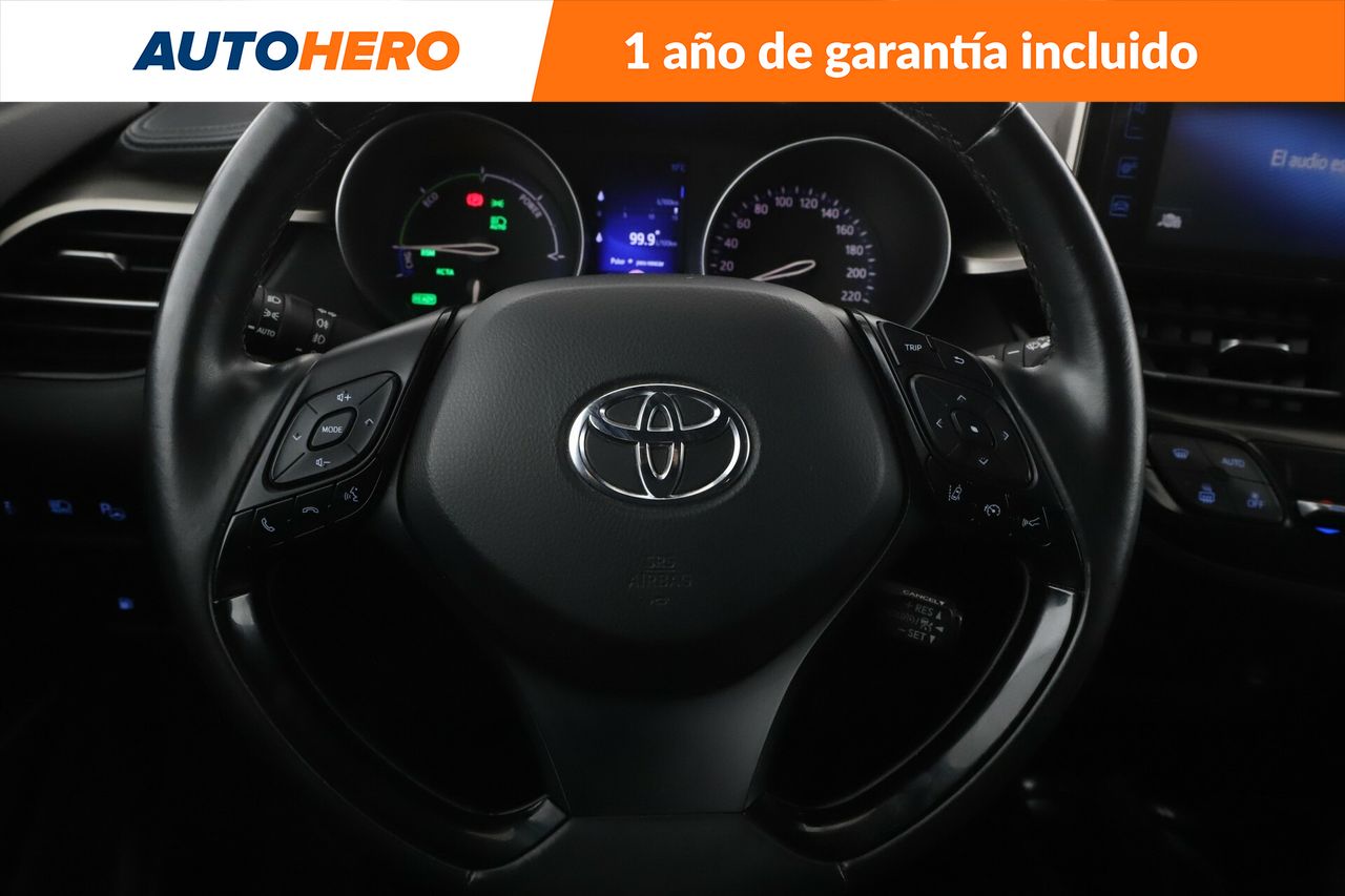 Foto Toyota C-HR 19