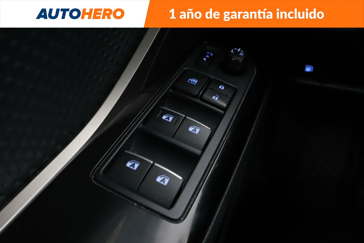 Foto Toyota C-HR 29