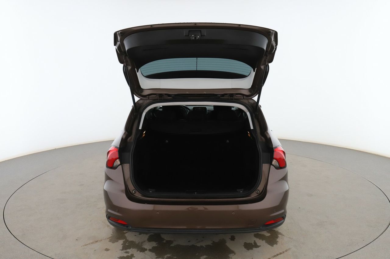 Foto Fiat Tipo 16