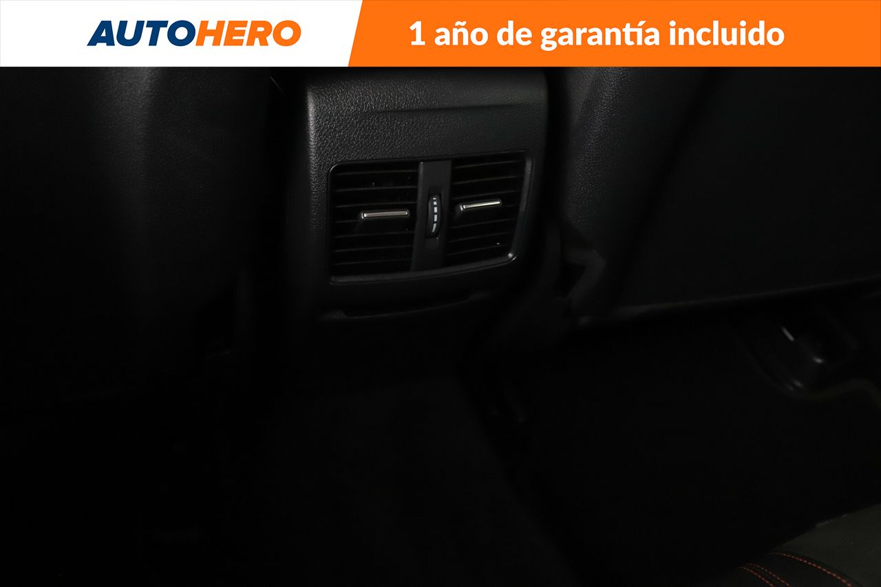 Foto Mercedes-Benz Clase CLA 22
