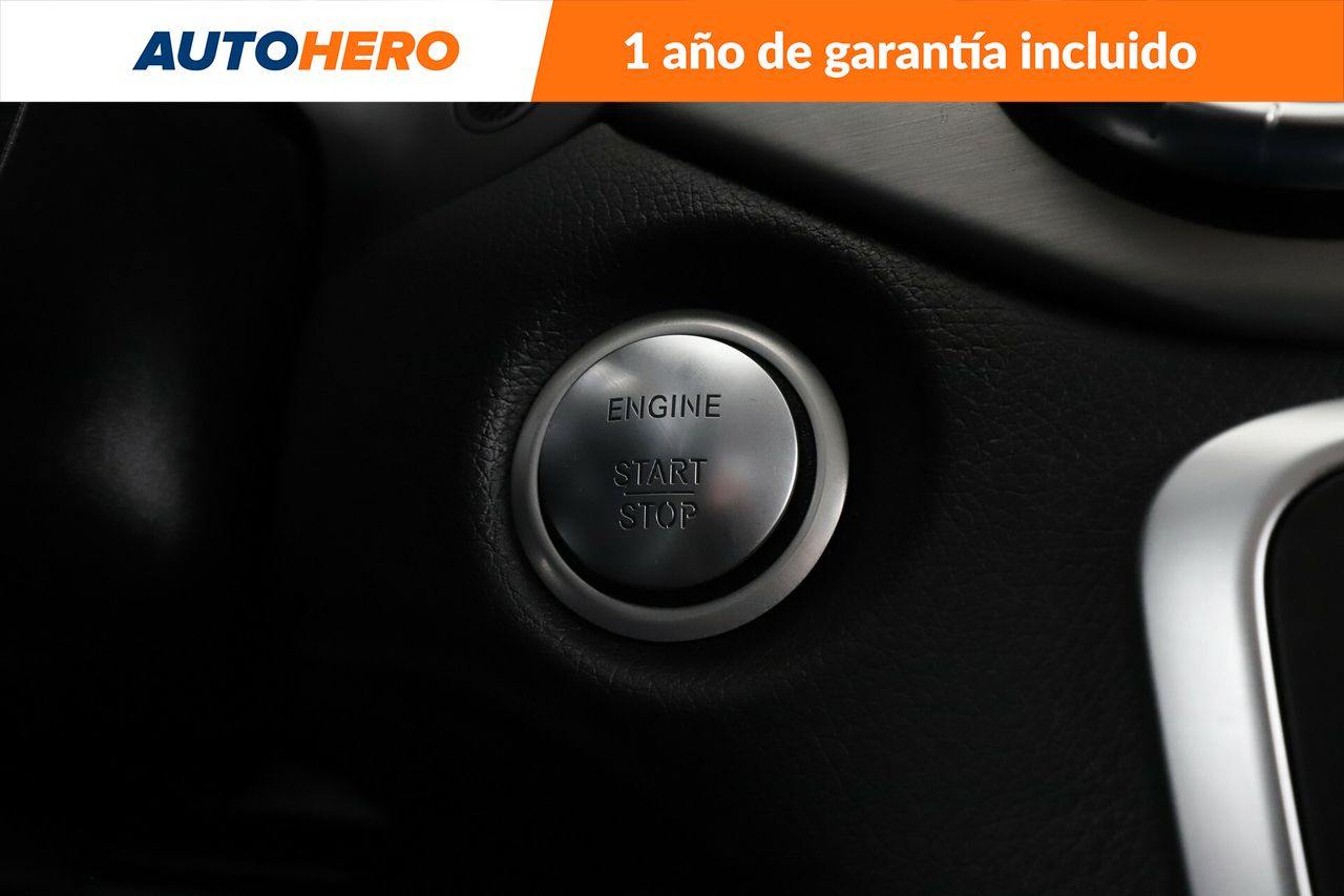 Foto Mercedes-Benz Clase CLA 28