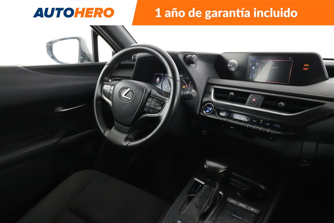 Foto Lexus UX 13