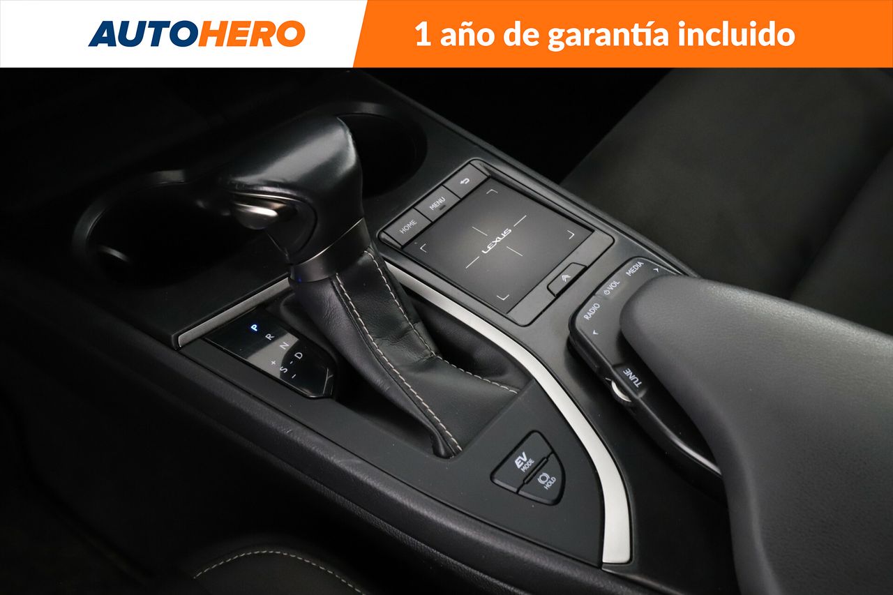 Foto Lexus UX 22