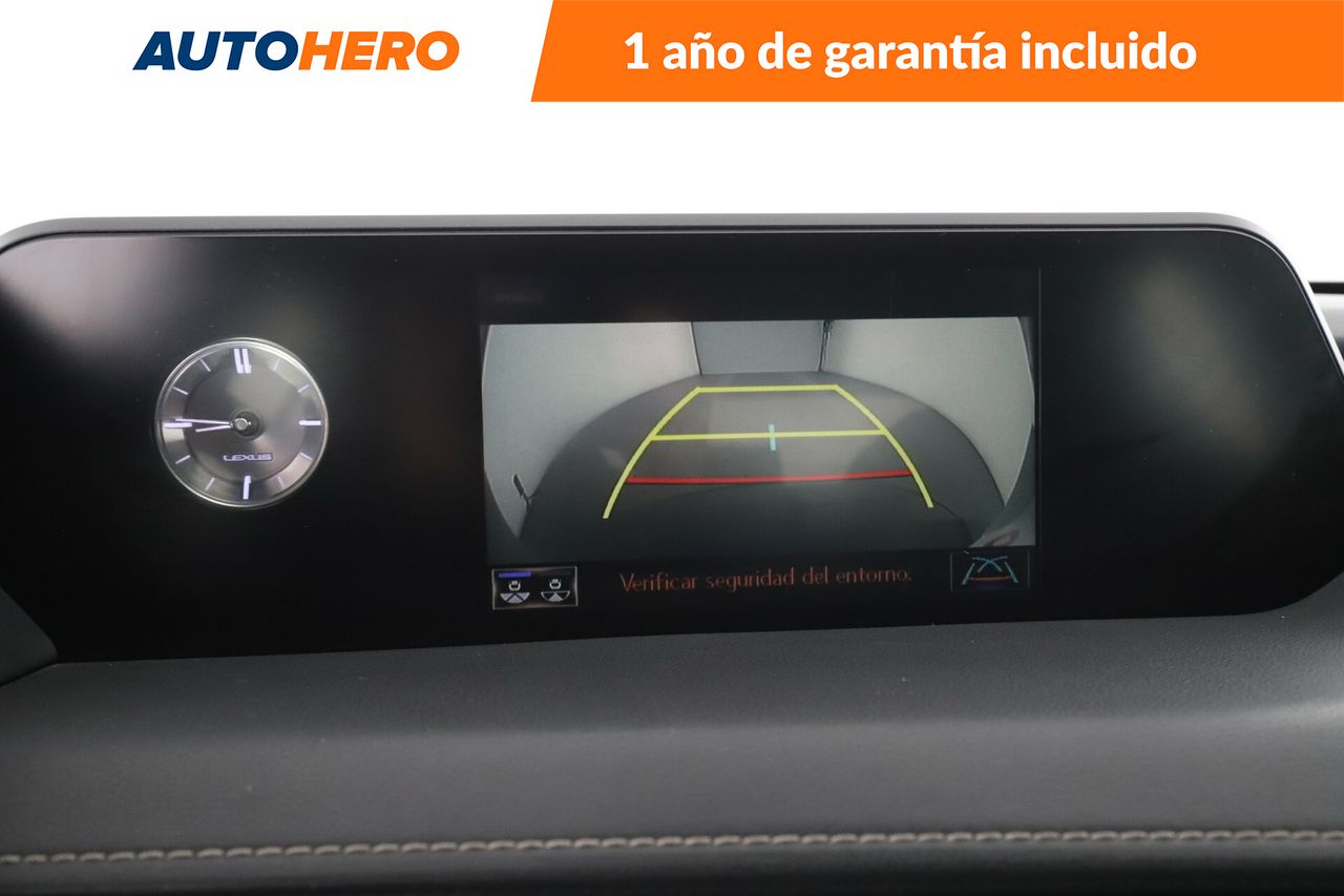 Foto Lexus UX 26
