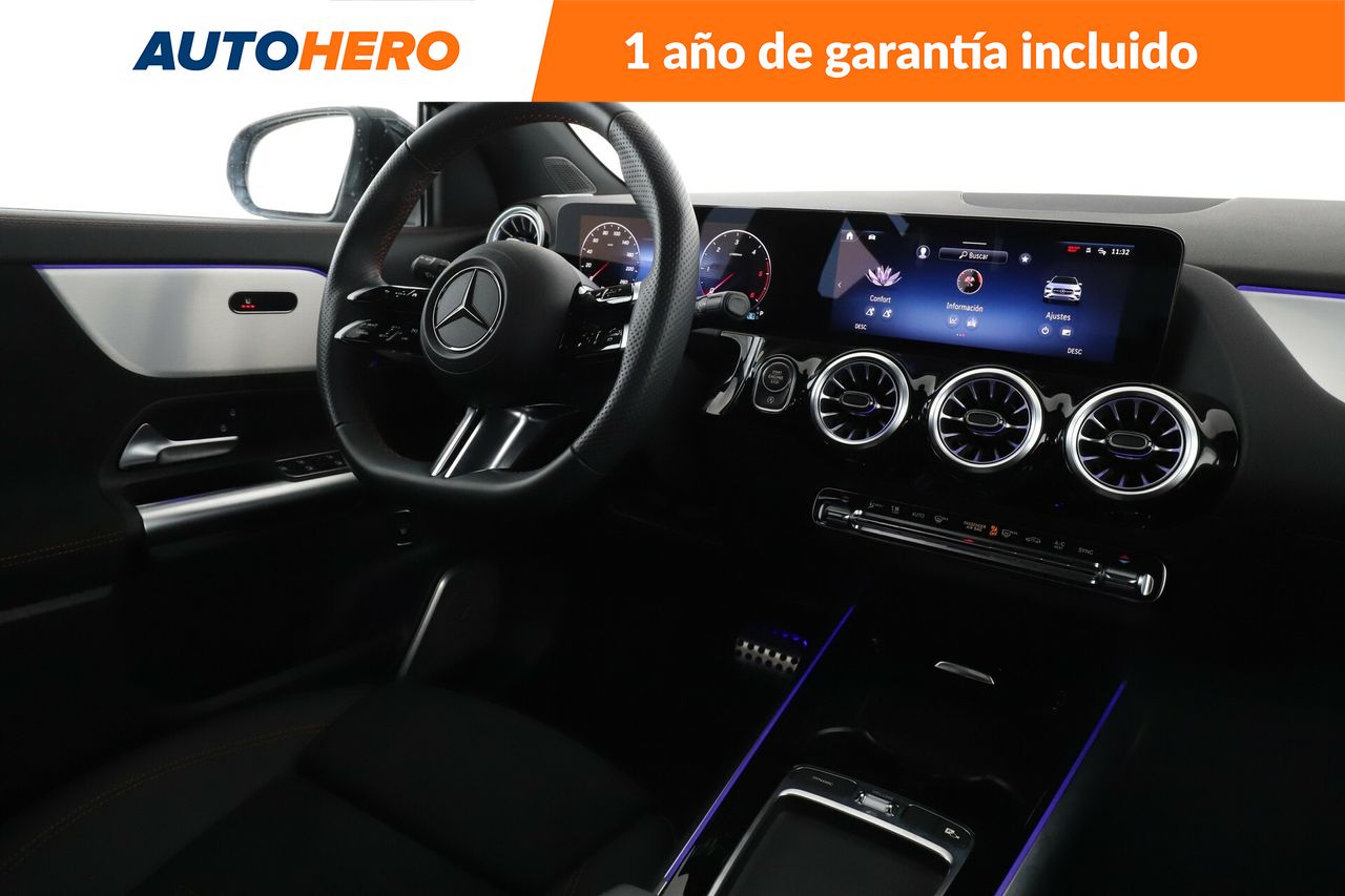 Foto Mercedes-Benz Clase GLA 13