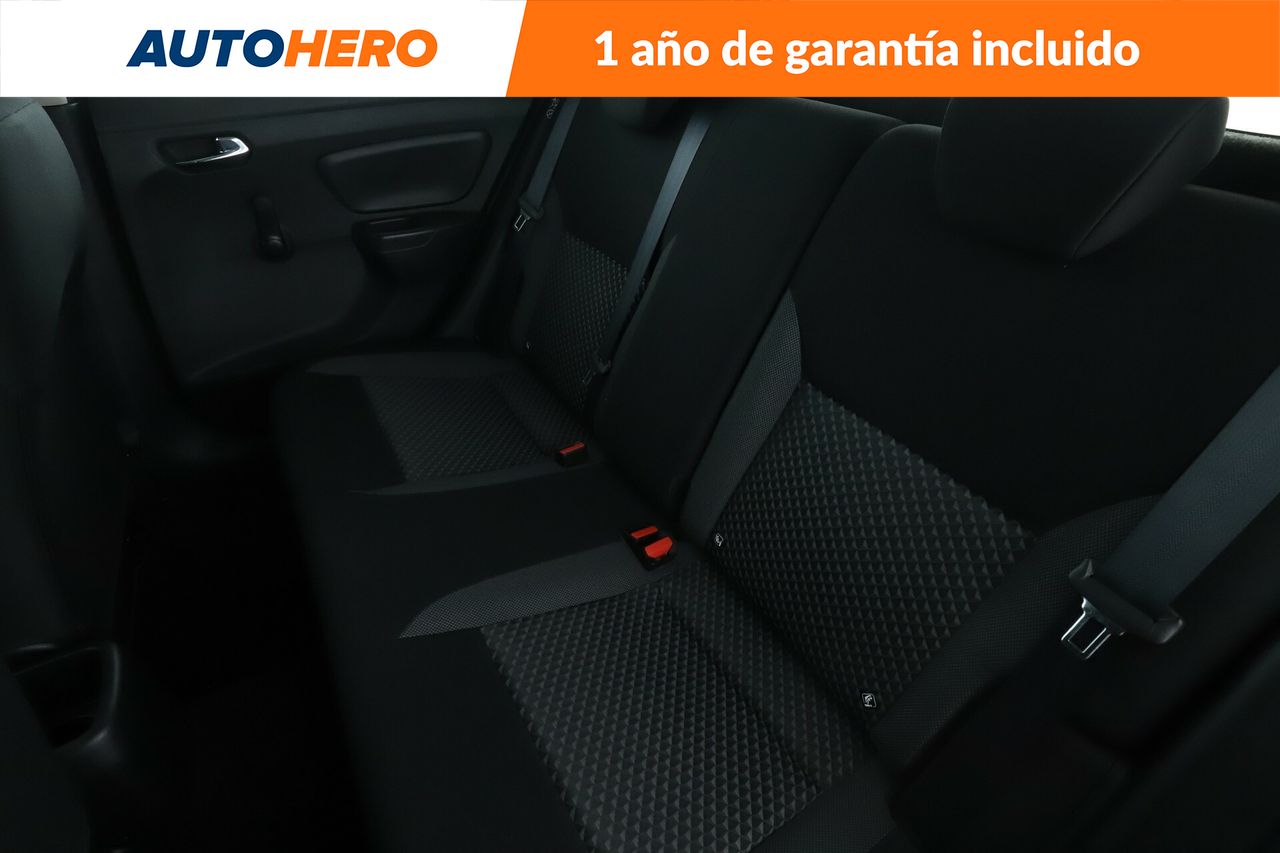 Foto Nissan Micra 14