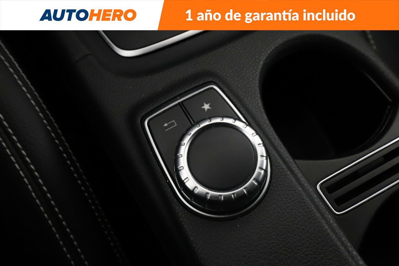 Foto Mercedes-Benz Clase A 30